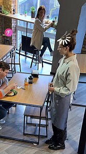 1.5M views · 15K reactions | Waitress teaches rude customer a lesson. | Fabiosa Australia | Facebook