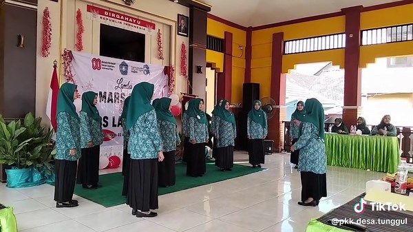 Penampilan Juara 1 Lomba Mars PKK dan Mars Lamongan Tingkat Kecamatan Dalam Rangka. memperingati HUT RI ke 80 #marspkkdanmarslamongan #desatunggul #pkkdesatunggul