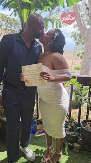 Couples can come from anywhere in the World and get legally married in Hawaii surrounded by loved ones or just the two of you. Witnesses are not required. WeddingsOnOahu.com has helpful resources for couples getting married on Oahu and information about my Oahu wedding officiant services. #justmarried #elope #elopement #elopementideas #gardenwedding