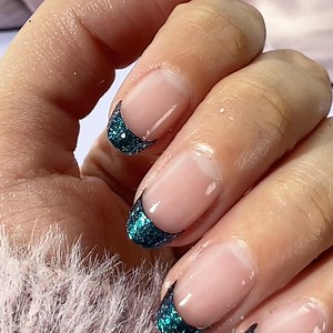 3.1K reactions · 120 shares | Whether you’re on the go or at home, Color Street makes it easy to have salon-quality nails in minutes. Peel, press, and go! No drying, no smudging, no stress. | Color Street | Facebook