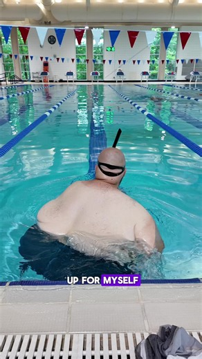 Stephen Vinson (@keepshowingupstephen)’s video of swimming lesson for beginner