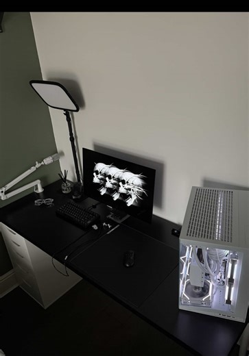 Best black and white setup? #blacksetup #whitesetup #minimalism #techtok #rx9070xt