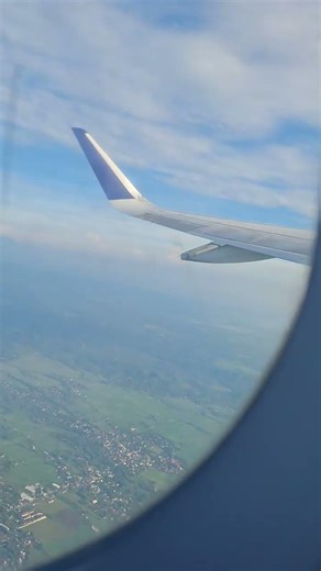 keindahan gunung merapi dan merbabu dari pesawatt