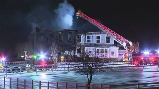 5 people displaced after massive house fire in Frederick County