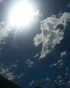 9GAG: Go Fun The World on Instagram: "This time-lapse of solar eclipse is incredible.  Follow @9gag - - THEDlVINEZER0 | Twitter - - #9gag #solareclipse"