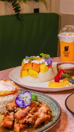Did you know this viral Thai cafe 📍mango coco has released heavenly new desserts you must try ‼️ They also have a delicious selection of rice, pasta & noodle options 💯 Here's what I tried out 😋 . . 🥭 Mango Garden 🍖 Garlic Crispy Pork Belly w/ Rice 🍝 Tom Yum Prawn Spaghetti 🥥 Mango Coco Sago 🥭 Mango Passion Smoothie . . #mangococo #mangolover #thairestaurant #thaiinsydney #CapCut