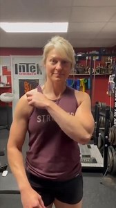 Bench press technique —— Here’s how one of the best bench pressers in...