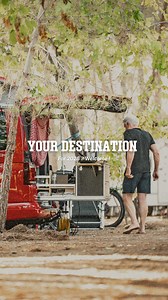 🇬🇧 Looking for your next camping spot in Corsica? At Camping Ras L’Bol, the sea is just across the road, the atmosphere is relaxed, and everything is here to enjoy simple holidays by the sea. A 3-star camping with swimming pool, restaurant and pizzeria on site, designed for travellers who like freedom. Whether you travel by van, motorbike or with your family, everyone is welcome — bikers included, with real pleasure. A place to stop, slow down, and discover South Corsica at your own pace. __ �