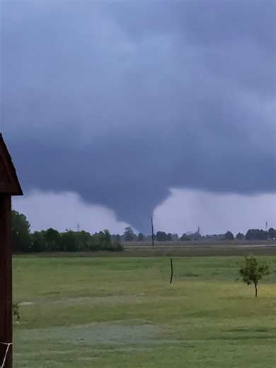 Watch: Unconfirmed tornado moves through Monroe County, Arkansas