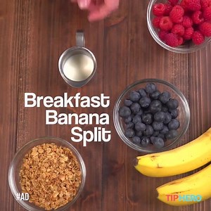 Happy National Banana Split Day! Breakfast Banana Splits are the perfect way to celebrate :) | Yoplait