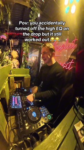 need a TEIL3 Isolator so this wohnt happen anymore 😂😂 #dj #djing #afrohouse #goviral #deephouse