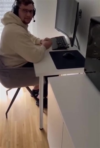 Understandable 😂 #CSGO | CS:GO Lounge