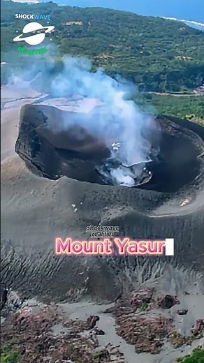 Vanuatu – The Island Where You Can Visit a Live Volcano! 🌋