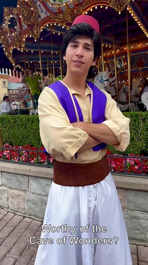 Discover the Magic of Disney with Peter Pan and Tinkerbell Cosplay