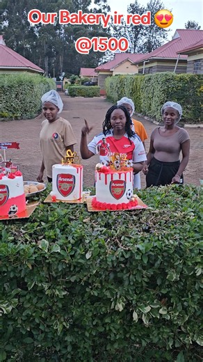 Celebrate Arsenal's Victory with Custom Cakes!