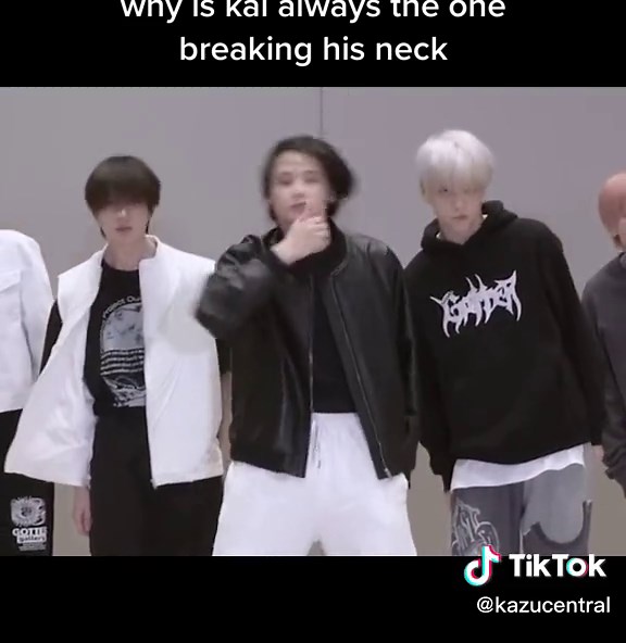 TXT Act Sweet Mirage Dance Practice Analysis