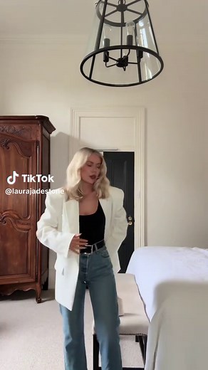Stylish White Blazer Outfit Ideas with Denim