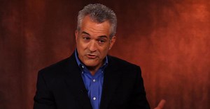 Should kids have credit cards?