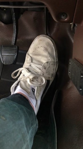 Best sounding 4cylinder out there?? Watch me install this exhaust cutout! #toyota #pickup #minitruck #exhaust #custom #fabrication #cutout #exhaustnote #4cylinder #22r