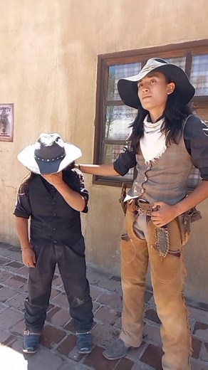 Que grosero eres con Marcelo @germi2683 #paseodelviejooeste #risa #humor #comedy #gracioso #siganmeeee #western #cowboy #oldwest #mexicano #durango