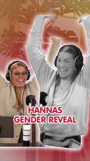 63K views · 320 reactions | Hanna överraskade med en Gender reveal i hennes Tips & Tricks! 擄 Här har du nu ett kreativt tips på hur du kan avslöja könet på din bebis! 勺 | Gry Forssell med vänner | Facebook