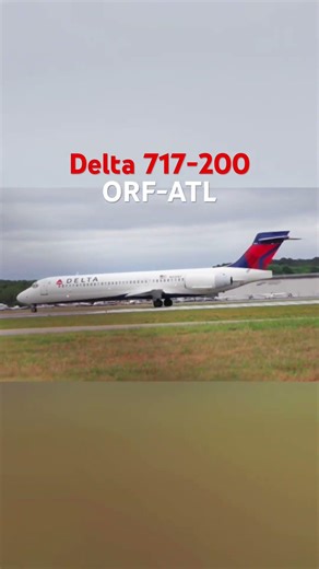 Delta 717 takeoff #shorts #aviation #717 #viral #departure #boeing717
