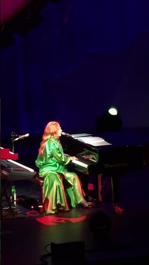 Tori Amos - Shush LIVE CLIP - Albuquerque, New Mexico (Aug 22, 2026)