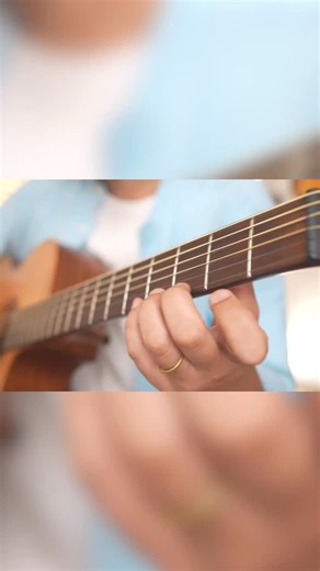 Lâg Guitars JP on Instagram: "鳴らした瞬間、気分が上がる✨ 軽快なストロークにもキレのあるフレーズにも応えます！ Played by 瀧澤克成 @takijawa #lagguitars #acousticguitar #guitar #アコギ #ギター フランス発🇫🇷Lâg Guitarsの定番エレアコT70ACE-NAT 。 ナチュラルなルックスからは想像できないほど、はっきりとしたアタックと抜けの良さが魅力。 自宅でも、スタジオでも、ステージでも、思いきり弾きたくなる一本です！ プレイする楽しさを、もっと自由に。 Lâg Guitars T70ACE-NAT"