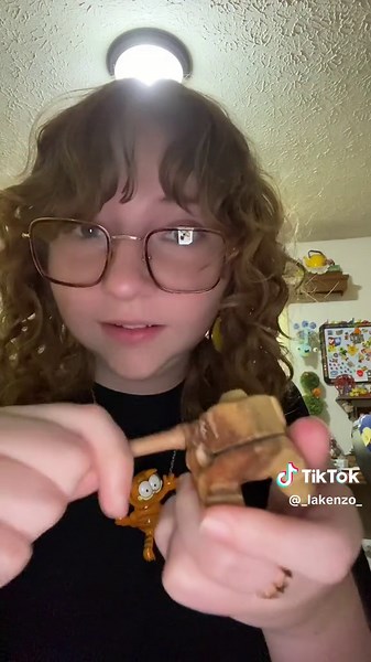 Adorable Vintage Frog Collection - Showcase Your Old Frogs!