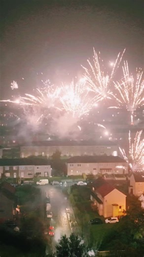✨ Fireworks lighting up the sky while we awaited the big Hamilton stadium display to kick off tonight! 💥 Full drone footage dropping tomorrow — you don’t want to miss it 👀🚁 #Fireworks #DroneFootage #Hamilton #Scotland #BonfireNight