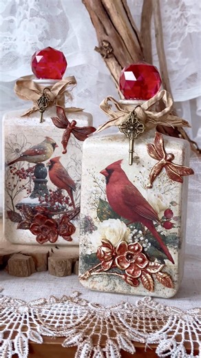 99K views · 1.9K reactions | Today’s bottle collection release is a gathering of vintage Christmas themed cardinals. I hope you love them! They are in the shoppe at the time of posting this reel. If you don’t see them in the shoppe once you look (link is in comments below), that means they sold. Lately they’ve been selling in just minutes but I’m working hard on more always. ❤️ #cardinalbird #christmaschallenge #bottleartw | The Vintage Angel | Facebook