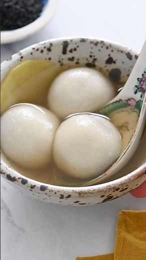 Sweet Tang Yuan with Black Sesame Filling