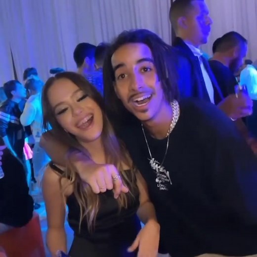 Aila e Luis: A Junção dos Surtos