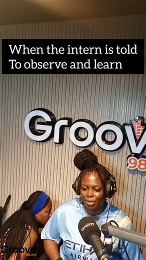 This is how mornings really start 😄☕ Tag that colleague or friend😂 Groove FM 98.1 Owerri #entertainment #radio #GrooveFM #lifestyle #education