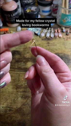 Wire Wrap Bookmark Tutorial #easytutorialsforbeginners #wirewrappingtutorial #bookmark #diycrafts
