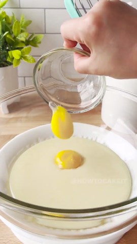 How an Oreo crust transforms this key lime pie into something completely new