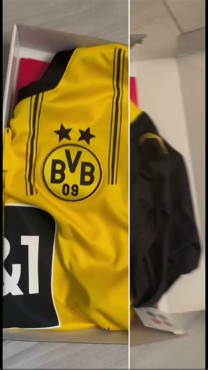 J’ouvre une boîte mystère de maillot ⚽🤯.