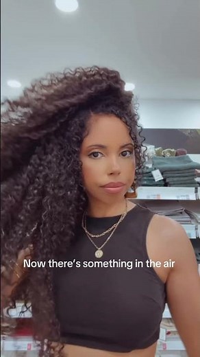 Never going back 🥰 #curls #curlyqueen #curlyhair #curly #curlconfidence