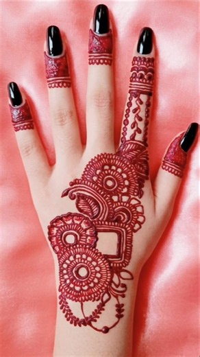 Very simple unique style mehndi design for back hand #mehndi #henna #mehndidesign
