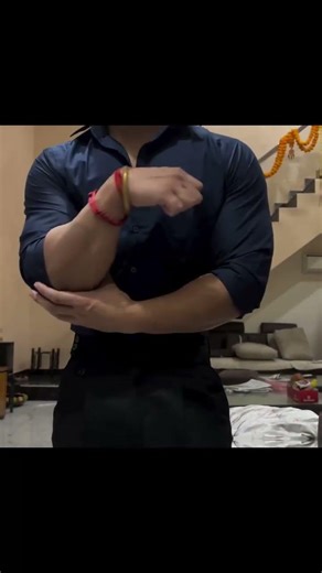 CRAZY Forearm Vascularity Flex! 💪 | Ultimate Forearm Motivation #Shorts