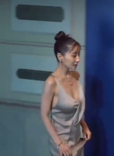 田中みな実の可愛いグラビア写真特集
