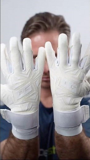 OG1 Vision HYL SL Review 🧤 | One Glove’s Best Drop of 2026? 🔥 #shorts #oneglove #gloves #gkgloves