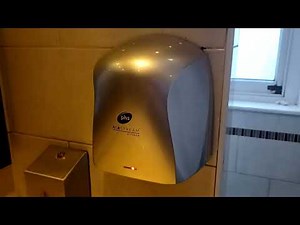 Phs Airstream Vitesse hand dryers, The Admiral Sir Lucius Curtis, Wetherspoons 🚹, Southampton
