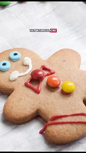 Gingerbread cookies with cake mix https://cakewhiz.com/easy-cake-mix-gingerbread-cookies/ | CakeWhiz.com