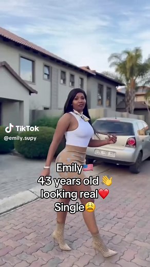 Exploring the Life of a Single Woman in the USA