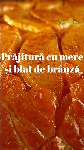 Prajitura cu mere si blat de branza - Gustul care te surprinde