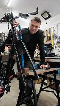 Virtual steerer tube - this makes bike servicing so much easier! #mtb #workshop #bike #diy #diycr...