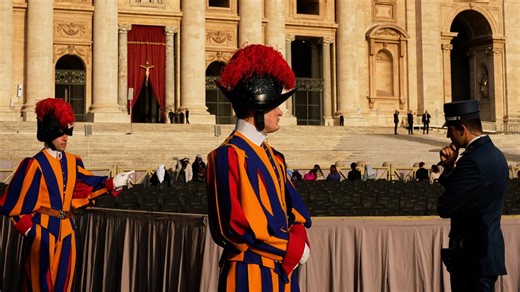 Swiss Guard evolves: Tradition meets modern security in Vatican City