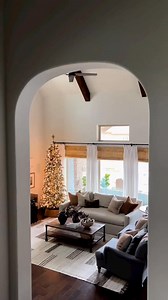 Hosting for the holidays? Save up to 50% off sitewide plus FREE delivery by Christmas. | Blinds.com