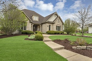 2559 Bird Ln, Batavia, IL 60510 - MLS 12384947 - Coldwell Banker